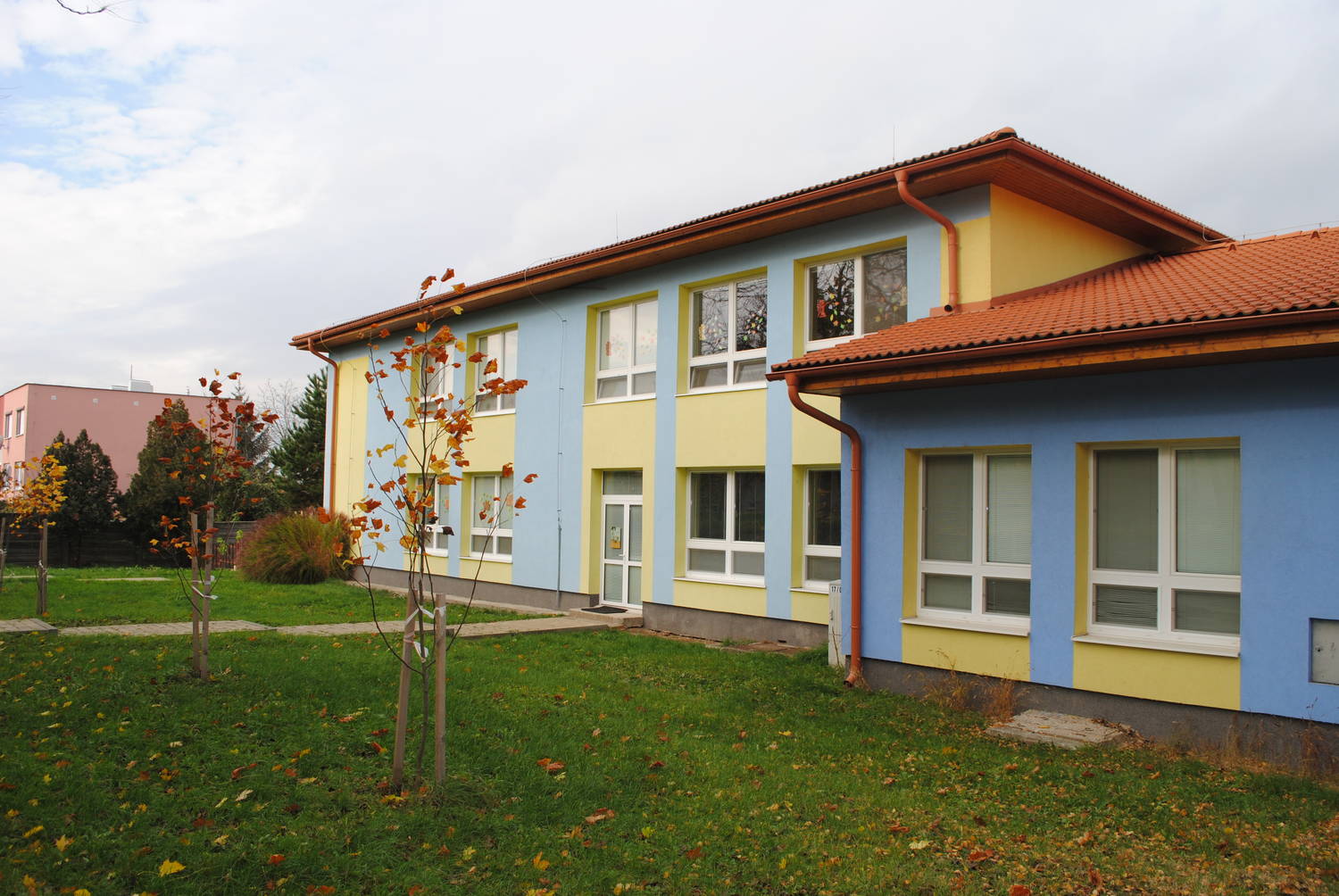Obec Hul