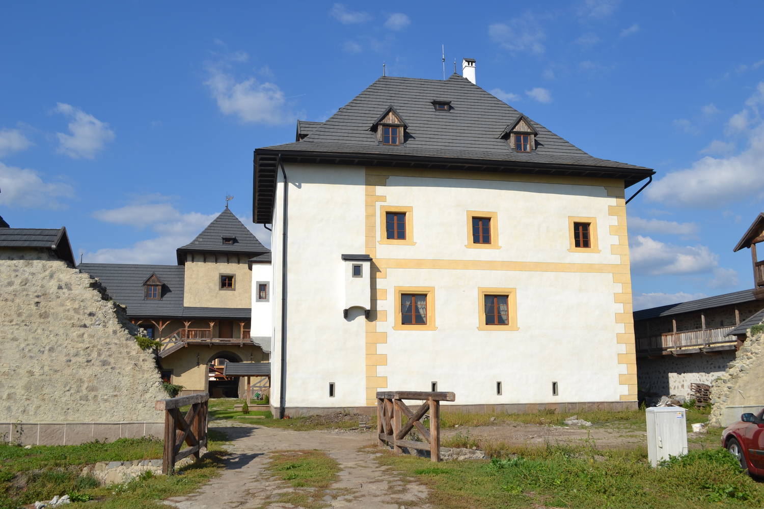 Kaštieľ Vodný hrad