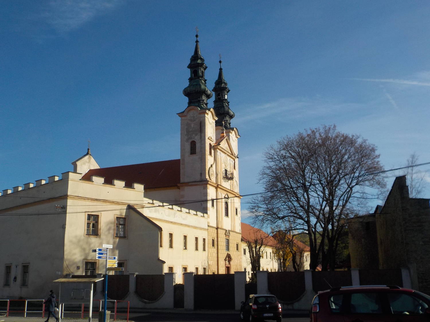 Kláštor Piaristov