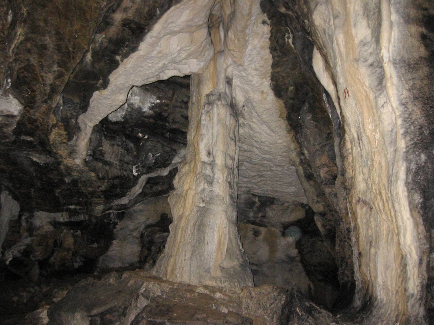 Stanišovská jaskyňa