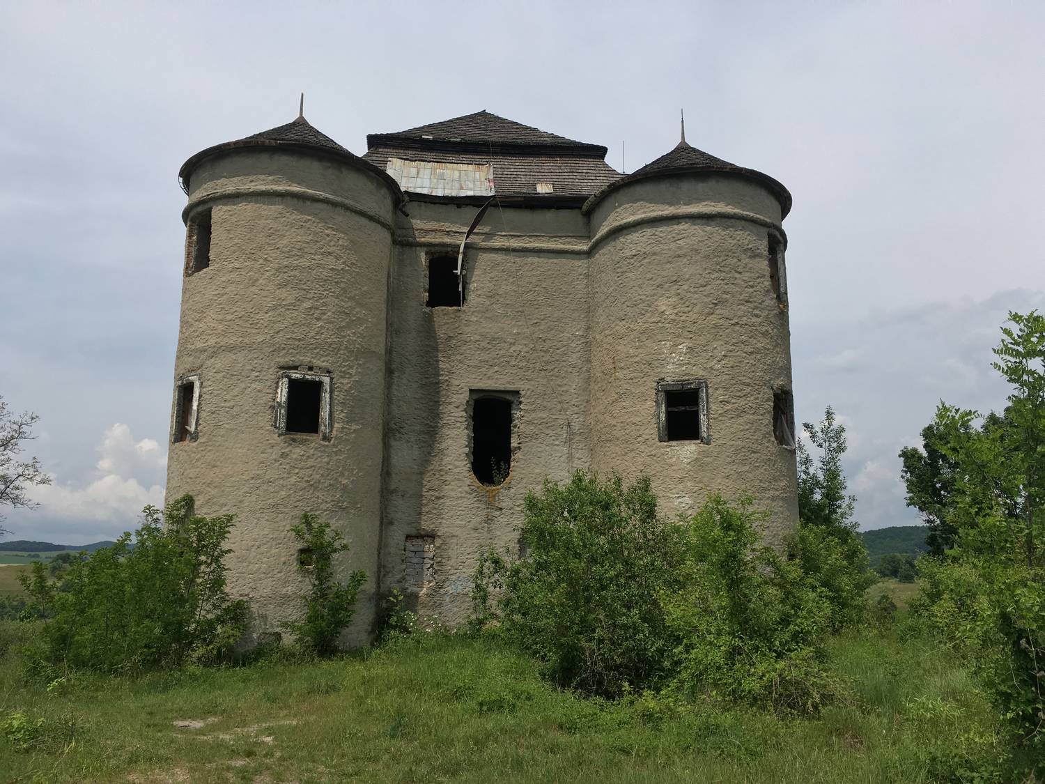 Kaštieľ Dolná Mičiná