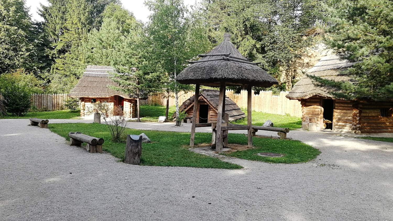 Stredoveká dedina Paseka