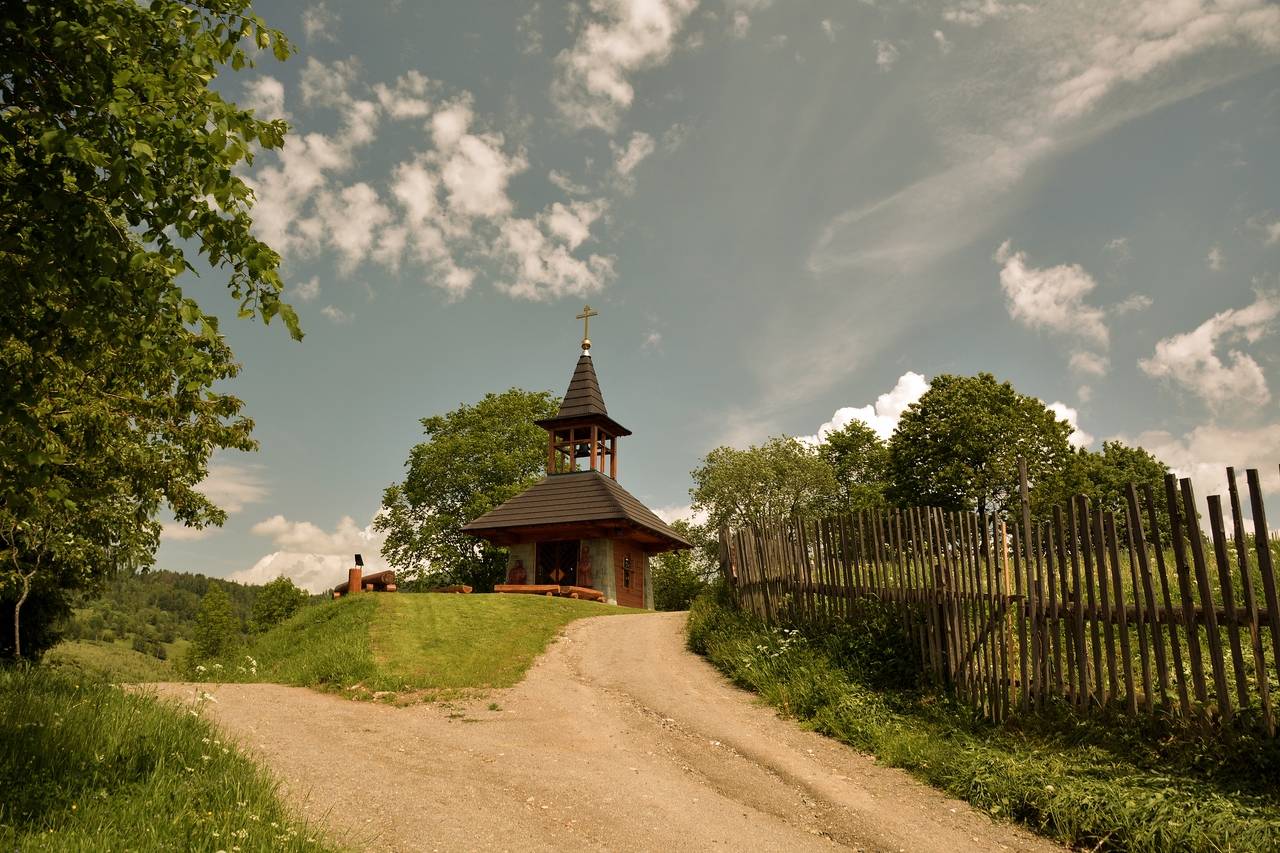 Kaplnka u Haladeji