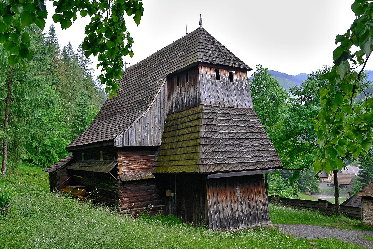Kostol sv. Alžbety Zuberec